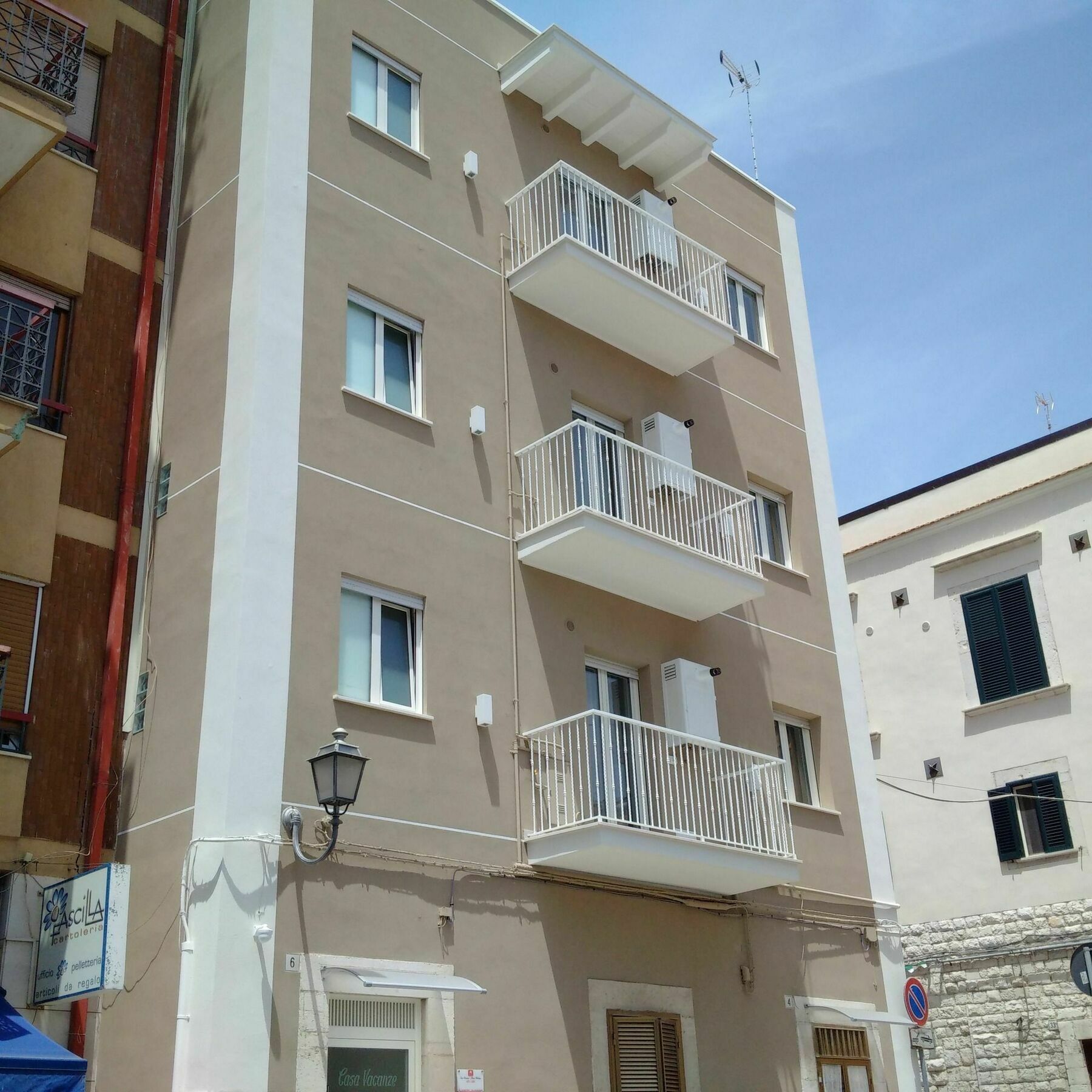 Casa Vacanze De Nittis Barletta Exterior photo